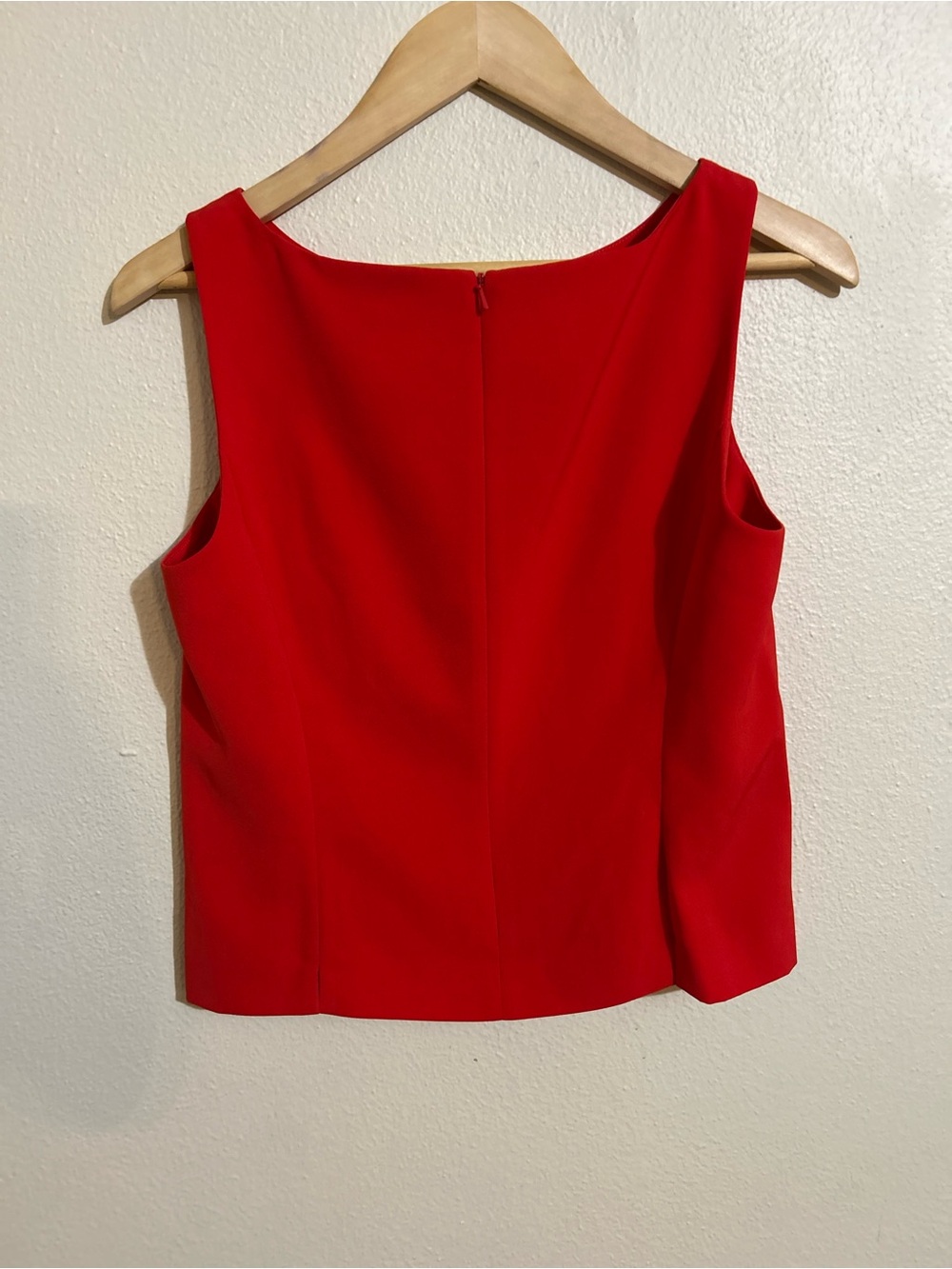 Votre Nom Vintage Tomato Red Sleeveless Women's Top Size 2
